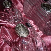 Подпись подарочного набора из стекла